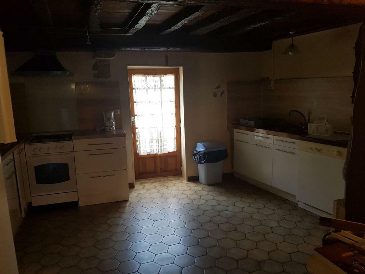 Maison Au Village Du Livre Montolieu Экстерьер фото